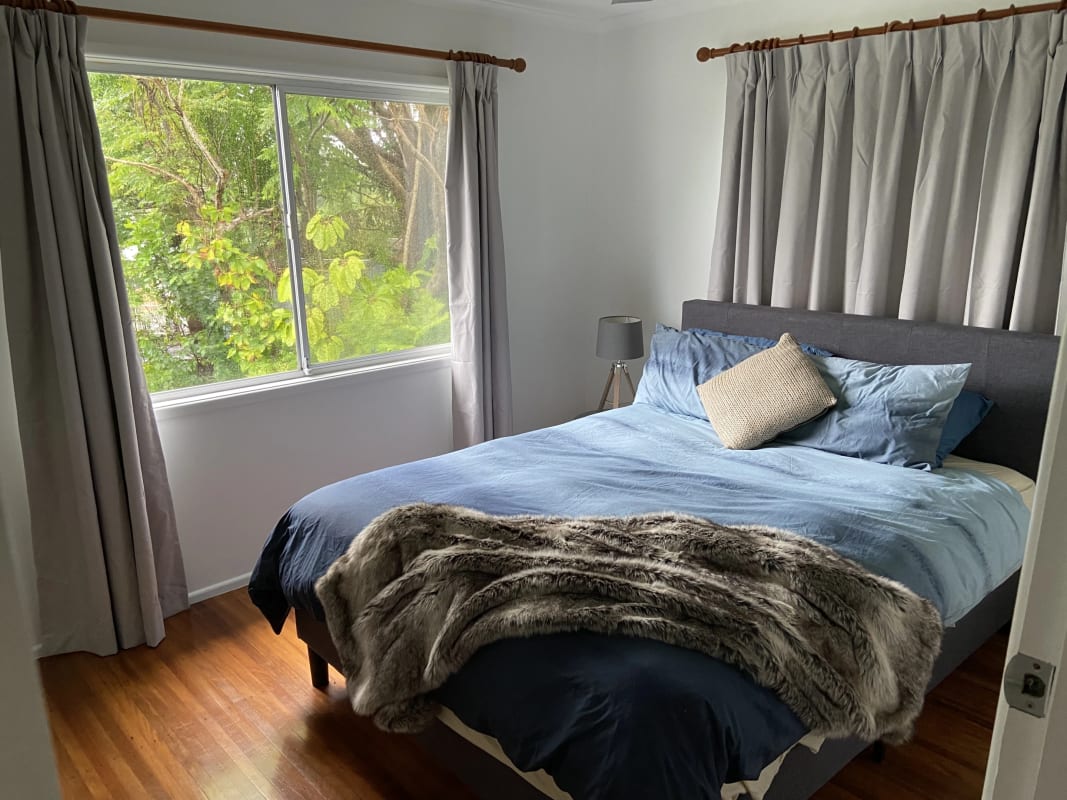 Room for Rent in Southport, Gold Coast 300, Furni...