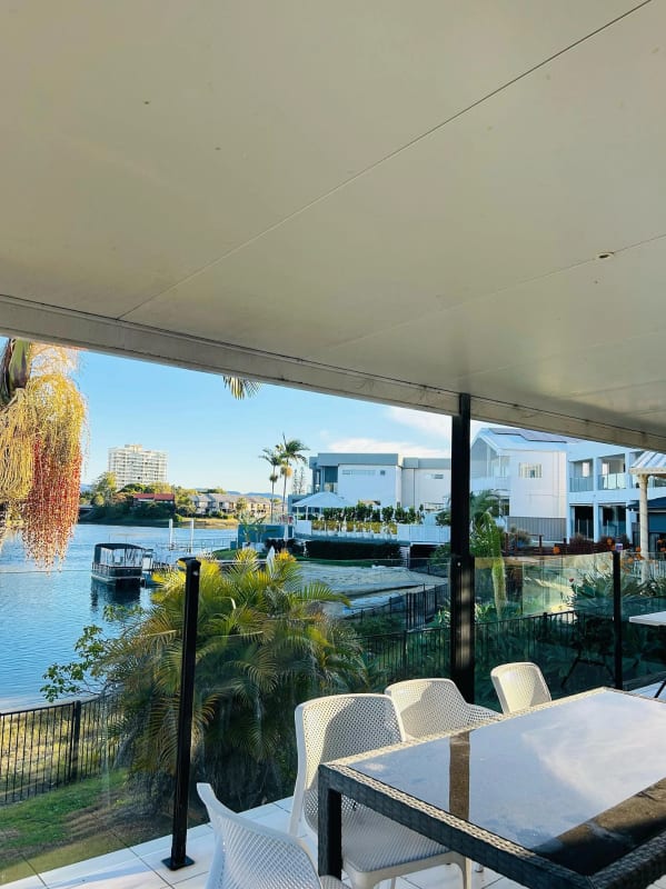 Room for Rent in Broadbeach Waters, Gold Coast 40...