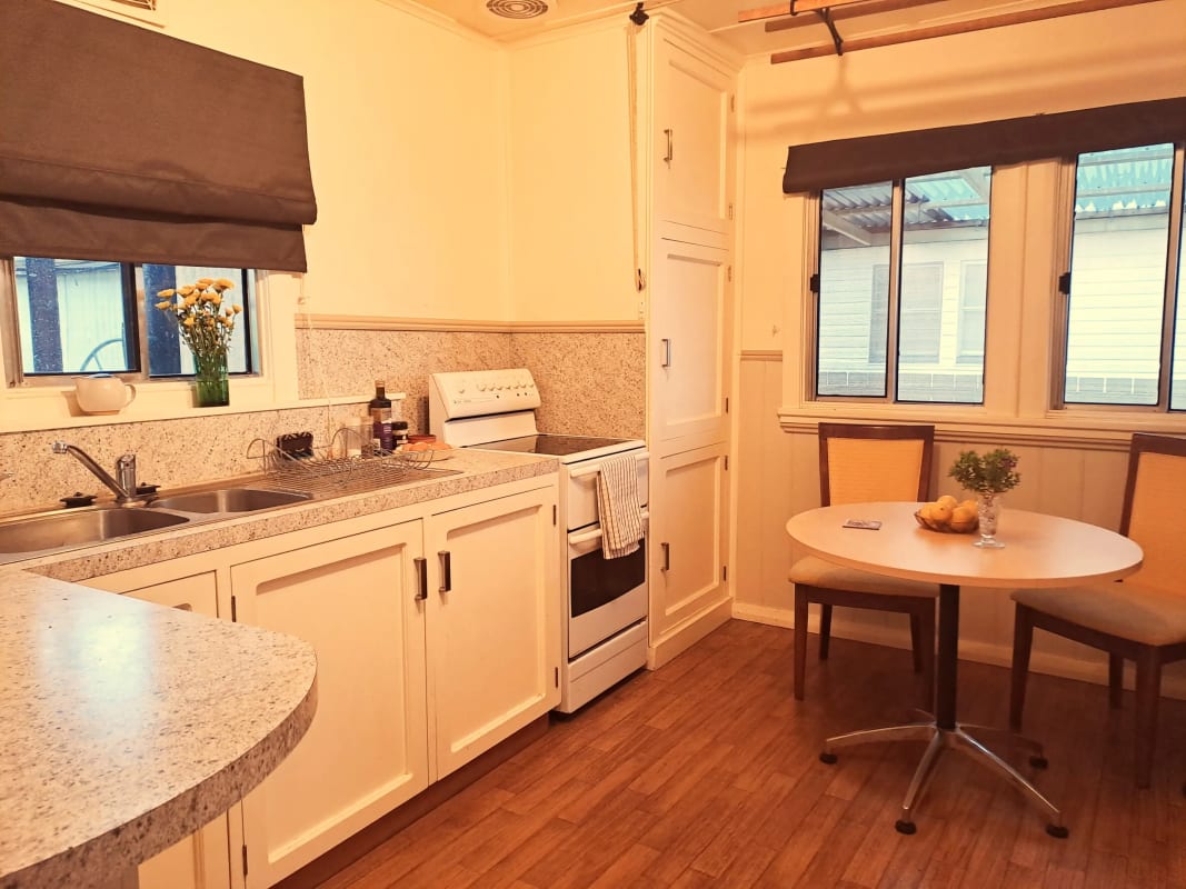 Room for Rent in Town, TAS 280, Flexible w...