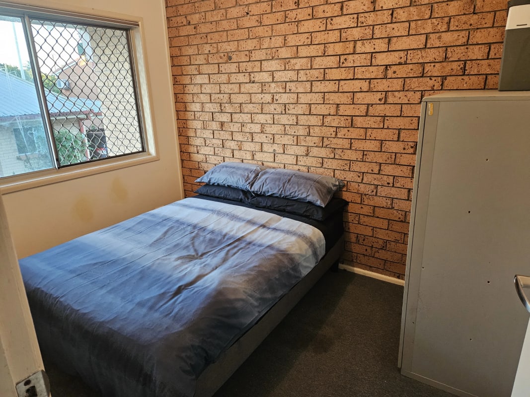 Room for Rent in Woodridge, Brisbane 200, Furnish...