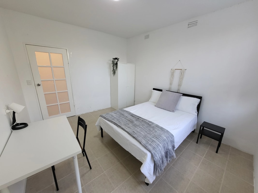 2 Rooms for Rent in Doncaster, Melbourne 210220,...