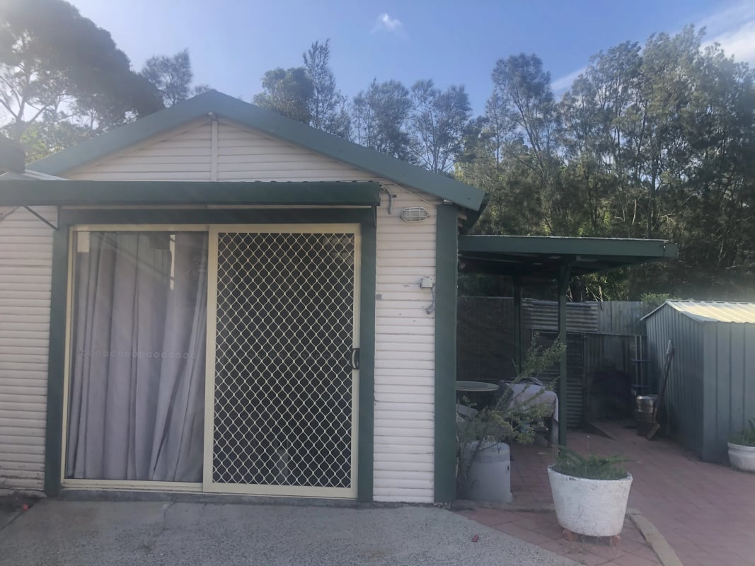 Granny Flat for Rent in Bardwell Valley, Sydney 3...