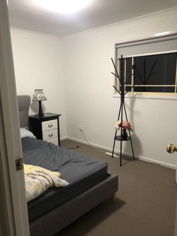 2 Rooms for Rent in Dicky Beach, Sunshine Coast 2...