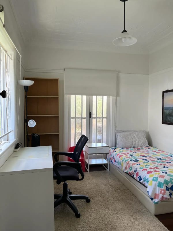 Homestay for Rent in West End, Brisbane | $300, Furn... | Flatmates.com.au