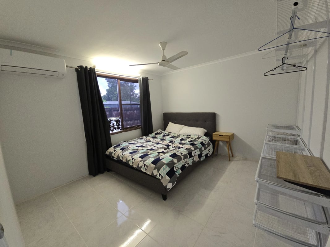 2 Rooms for Rent in White Rock, Cairns 200, Flexi...