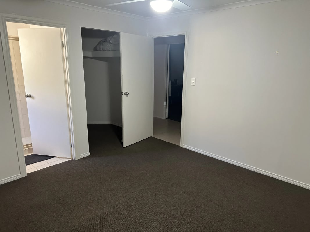 2 Rooms for Rent in Smithfield, Adelaide 250, Fle...