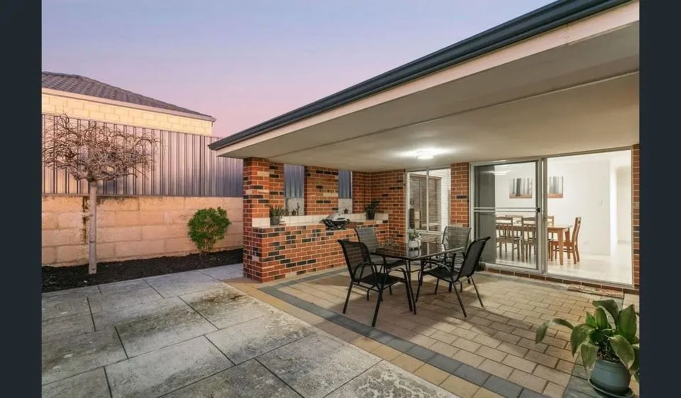 Whole Property for Rent in Stirling, Perth 250, F...
