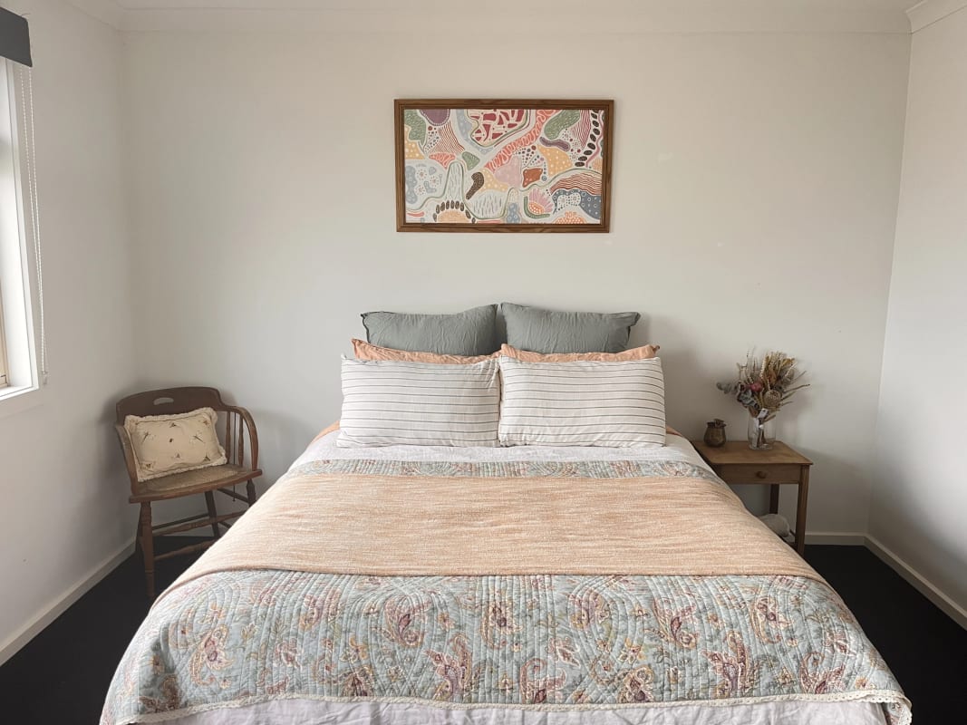 Room for Rent in Bell Park, Geelong 250, Furnishe...