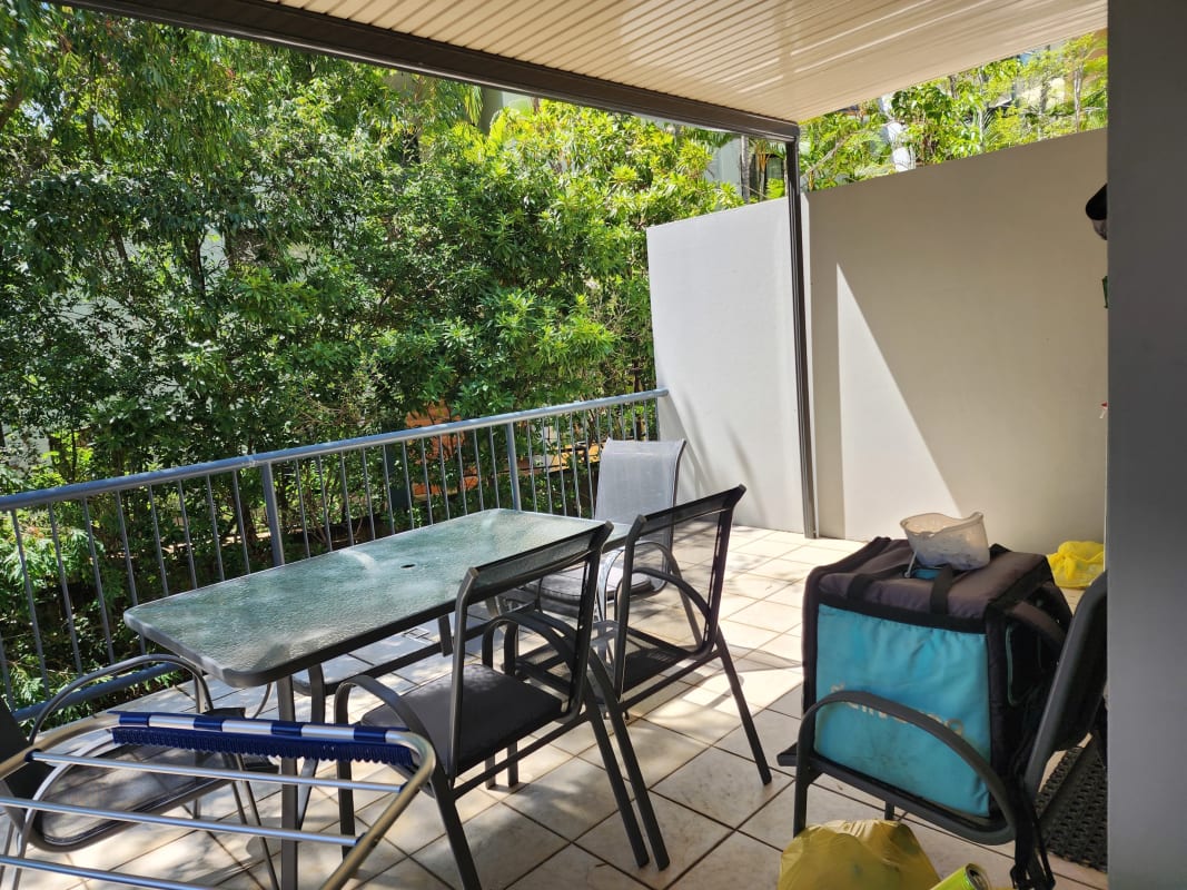 Room for Rent in Spring Hill, Brisbane 350, Furni...
