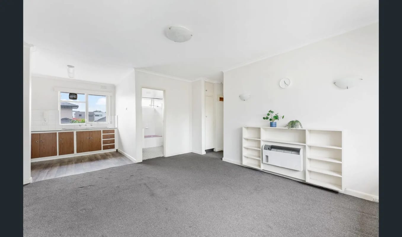 Room for Rent in Cheltenham, Melbourne 190, Unfur...