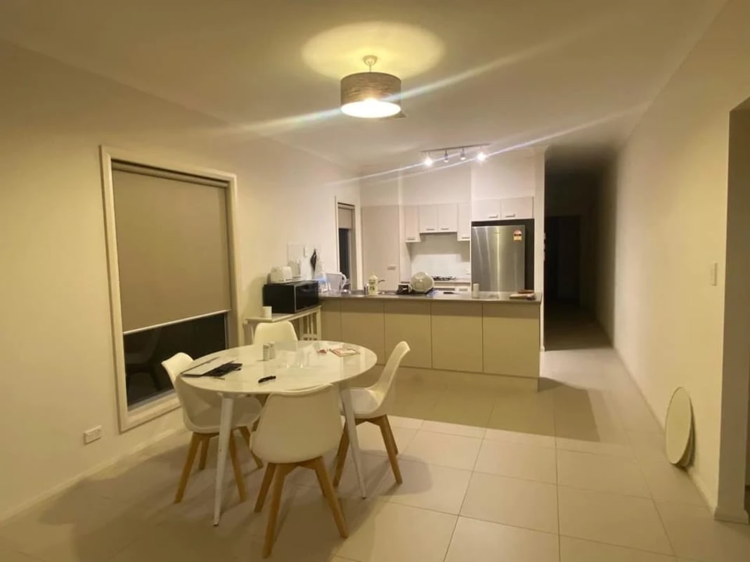 Room for Rent in Albert Park, Adelaide 220, Furni...