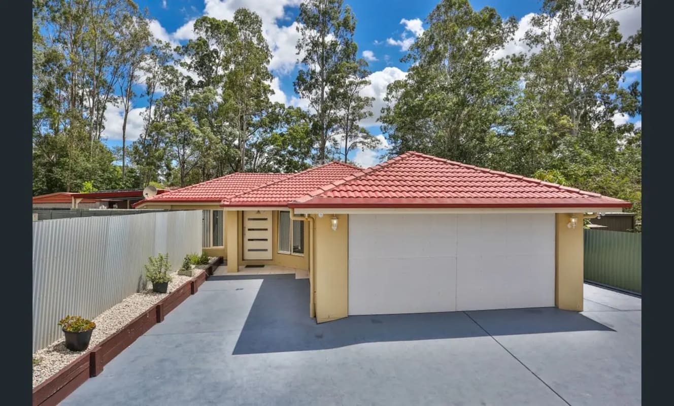 Student for Rent in Camira, Brisbane