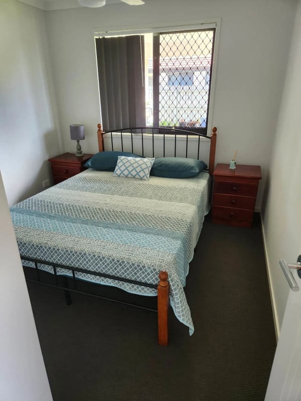 Room for Rent in Beachmere, Brisbane 200, Furnish...