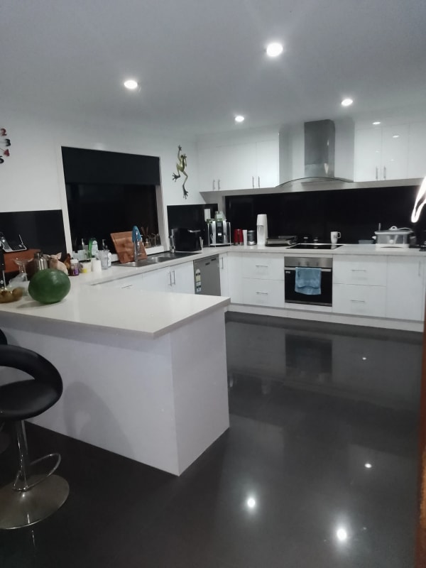 Room for Rent in Beecher, QLD 250, Furnished, Sha...