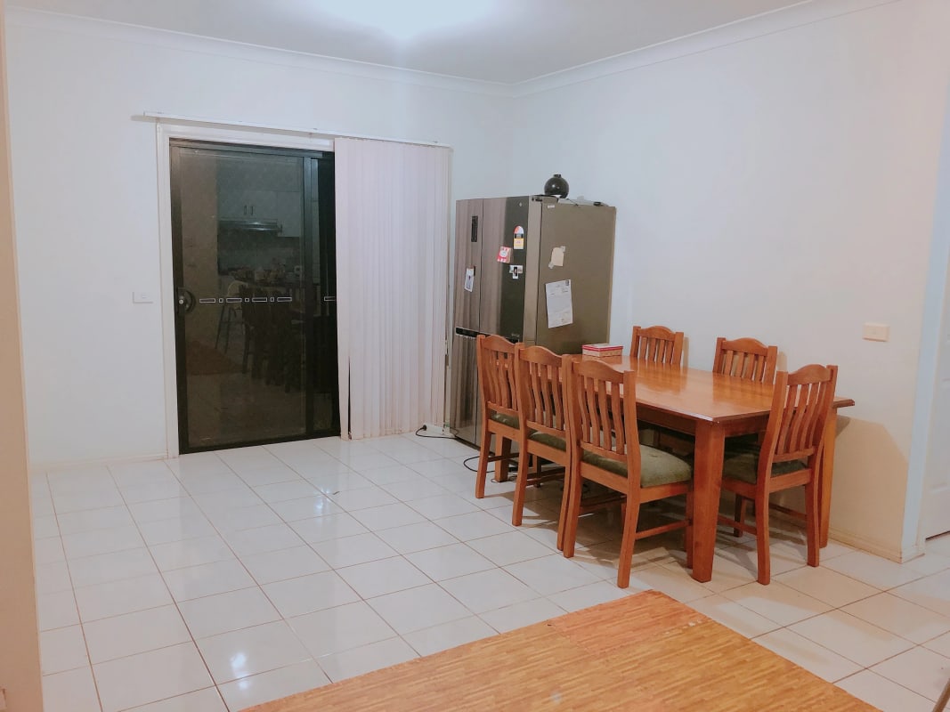 2 Rooms for Rent in Springvale, Melbourne 210230...