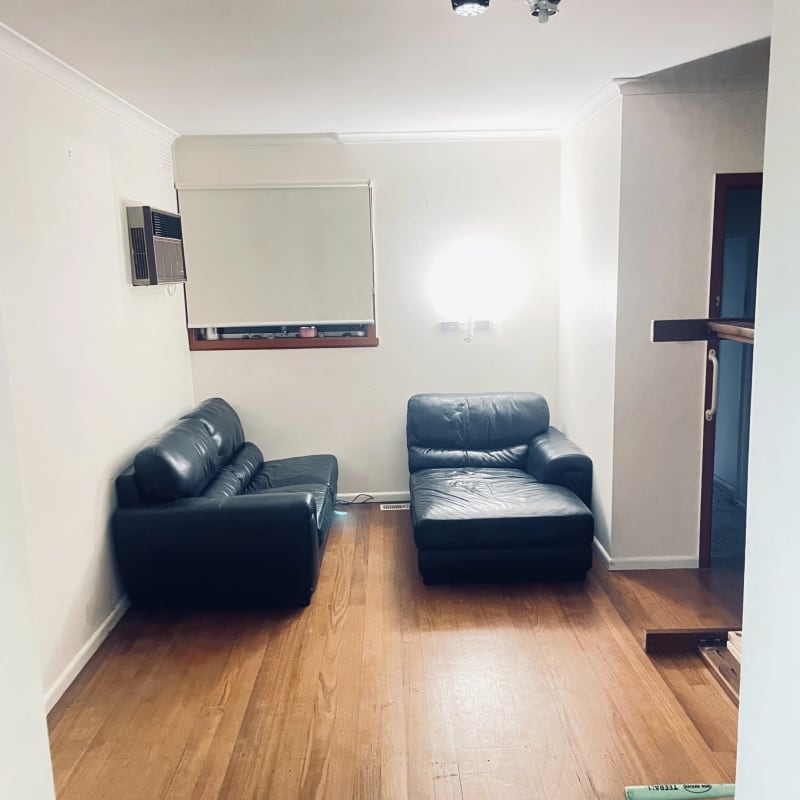 Granny Flat for Rent in Doncaster, Melbourne 300,...