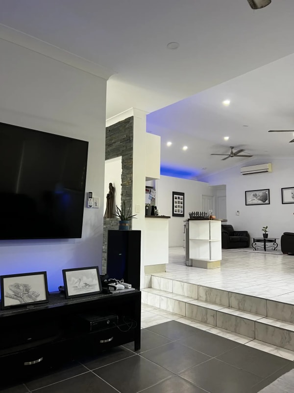 Room for Rent in Bushland Beach, Townsville 250,