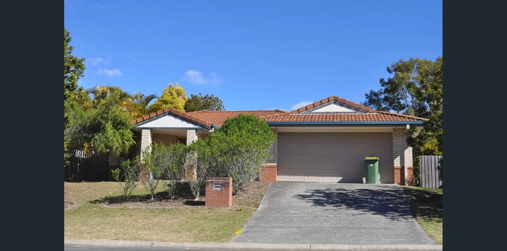 Room for Rent in Mudgeeraba, Gold Coast 250, Unfu...