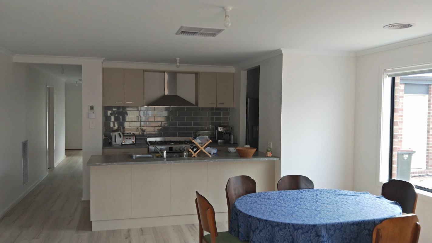 Room for Rent in Mildura, VIC 190, Furnished, Sha...