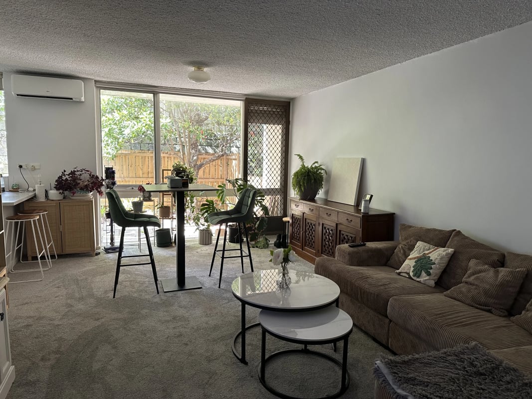 Room for Rent in Camberwell, Melbourne 265, Unfur...