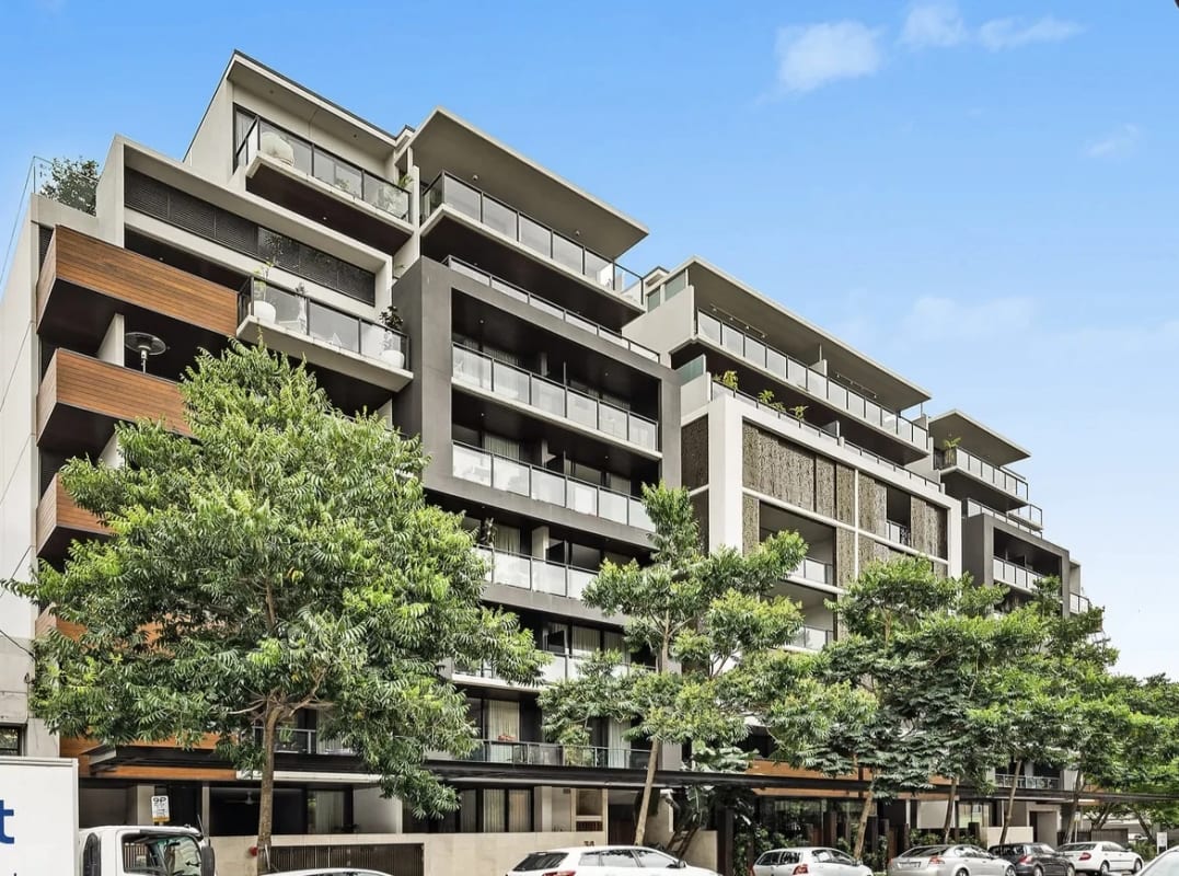 Room for Rent in Teneriffe, Brisbane 300, Furnish...