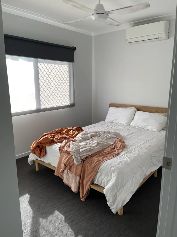 2 Rooms for Rent in Bentley Park, Cairns 250, Fle...
