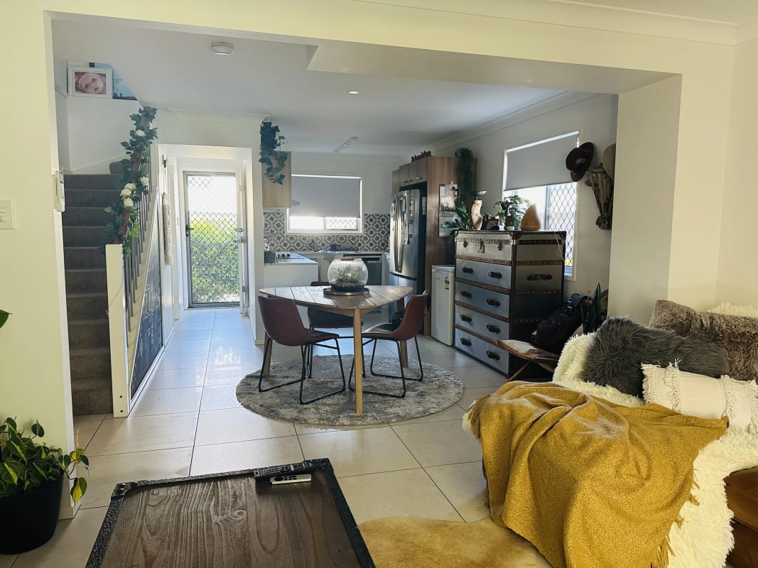 Room for Rent in Mango Hill, Brisbane 350, Furnis...