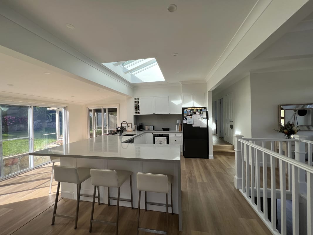 Room for Rent in Helensburgh, Wollongong 300, Unf...