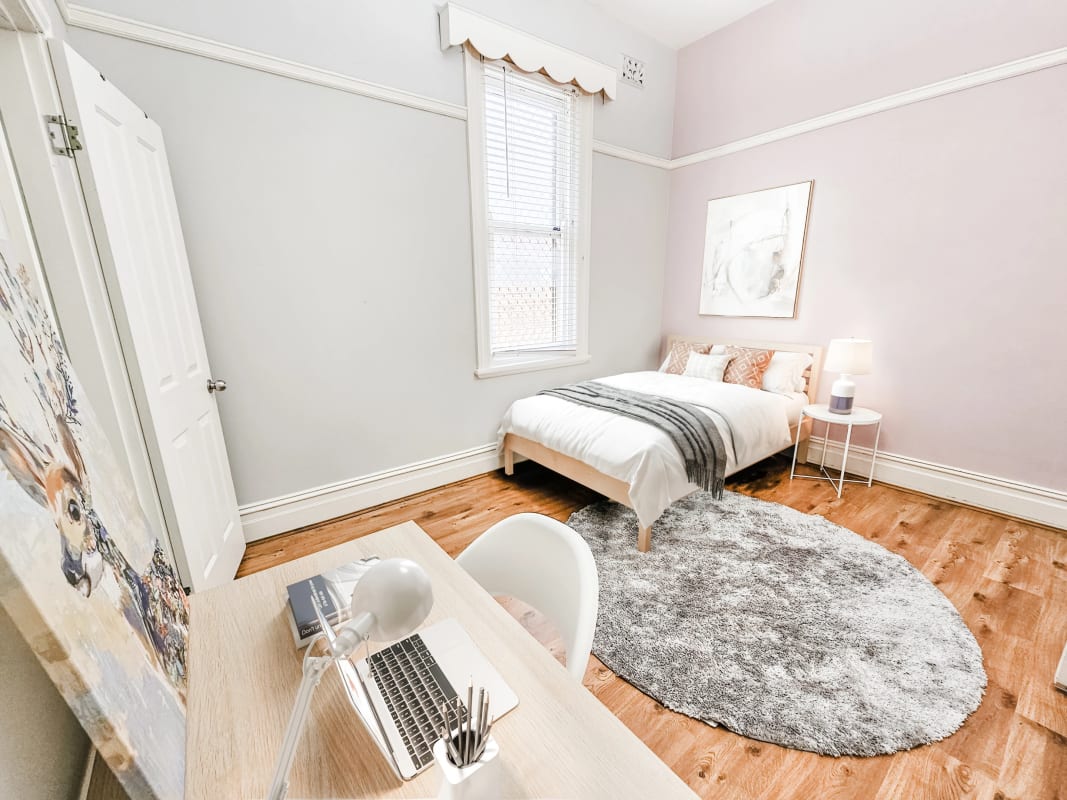 Room for Rent in Ashfield, Sydney 450, Furnished,...