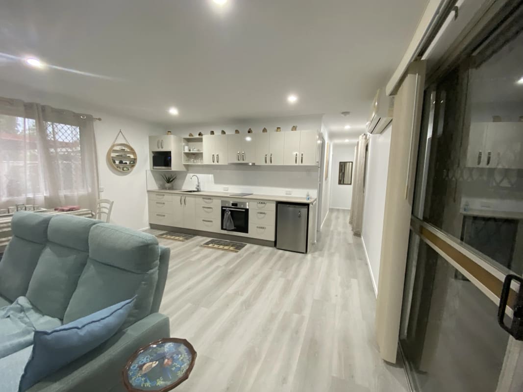 Granny Flat for Rent in Bargara, QLD 350, Furnish...