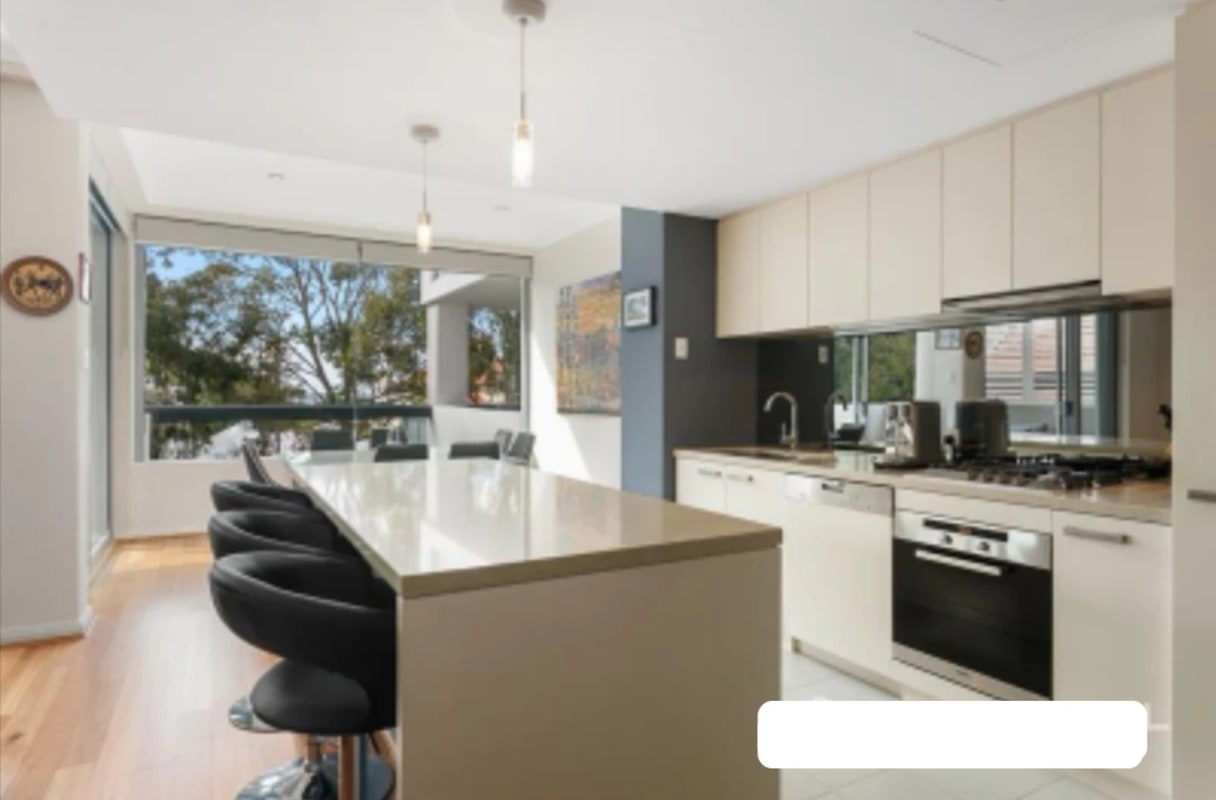Room for Rent in West Perth, Perth 330, Furnished...
