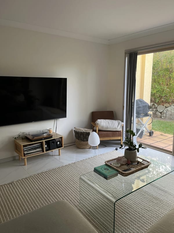 Room for Rent in Carrara, Gold Coast 290, Flexibl...