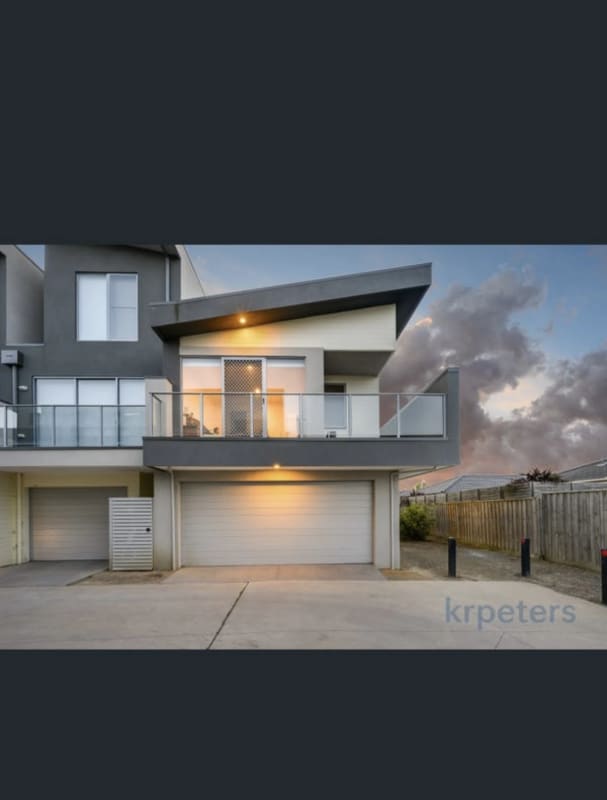 Room for Rent in Officer, VIC 250, Unfurnished, O...