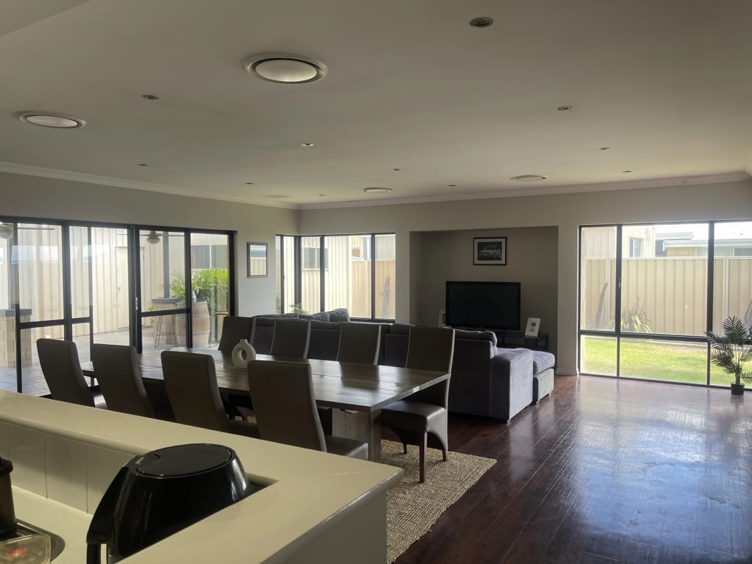 Room for Rent in Australind, WA 300, Flexible wit...