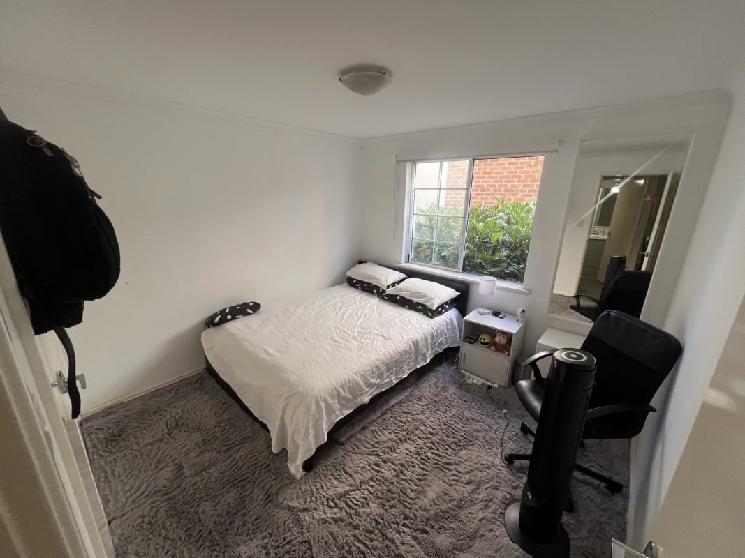 Room for Rent in West Perth, Perth 350, Furnished...