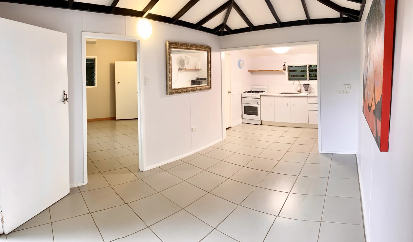 Granny Flat for Rent in Manoora, Cairns 310, Unfu...