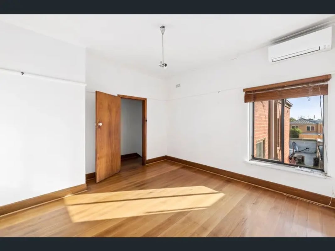 Room for Rent in Preston, Melbourne 180, Unfurnis...