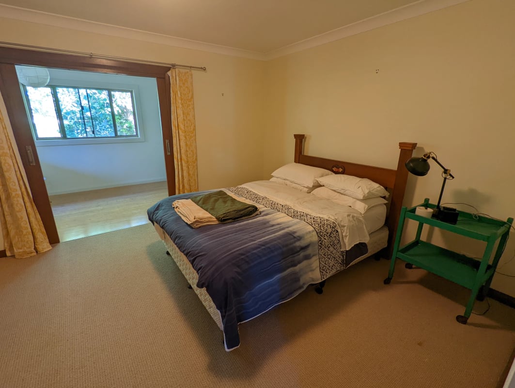 Room for Rent in Hanwood, NSW 300, Flexible with