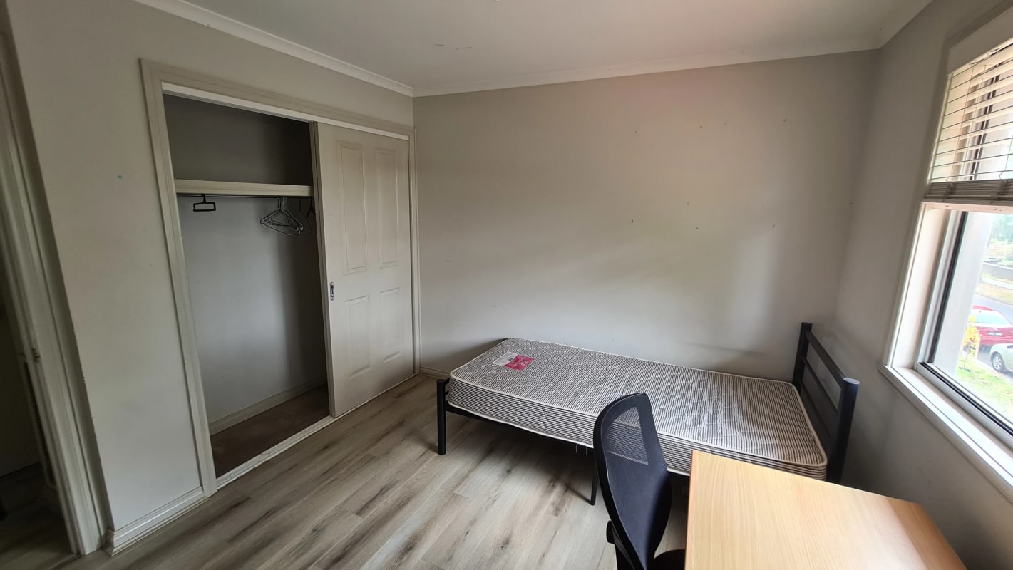 Room for Rent in Clayton, Melbourne | $185, Furnishe... | Flatmates.com.au