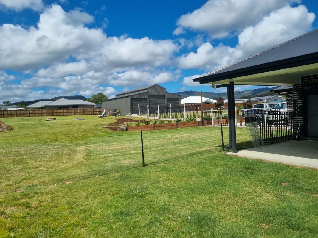 Student for Rent in Withcott, QLD 2...