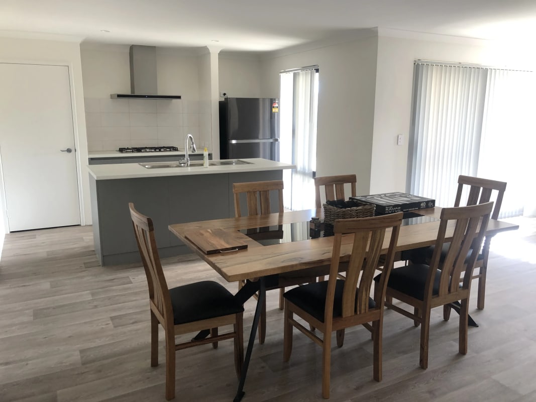 Room for Rent in Baldivis, Perth 220, Furnished,