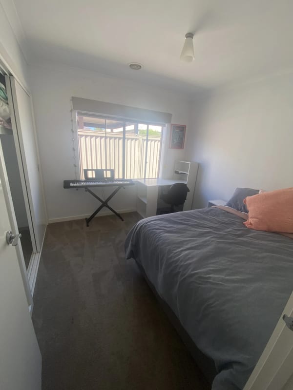 Room for Rent in Sebastopol, VIC 200, Furnished,
