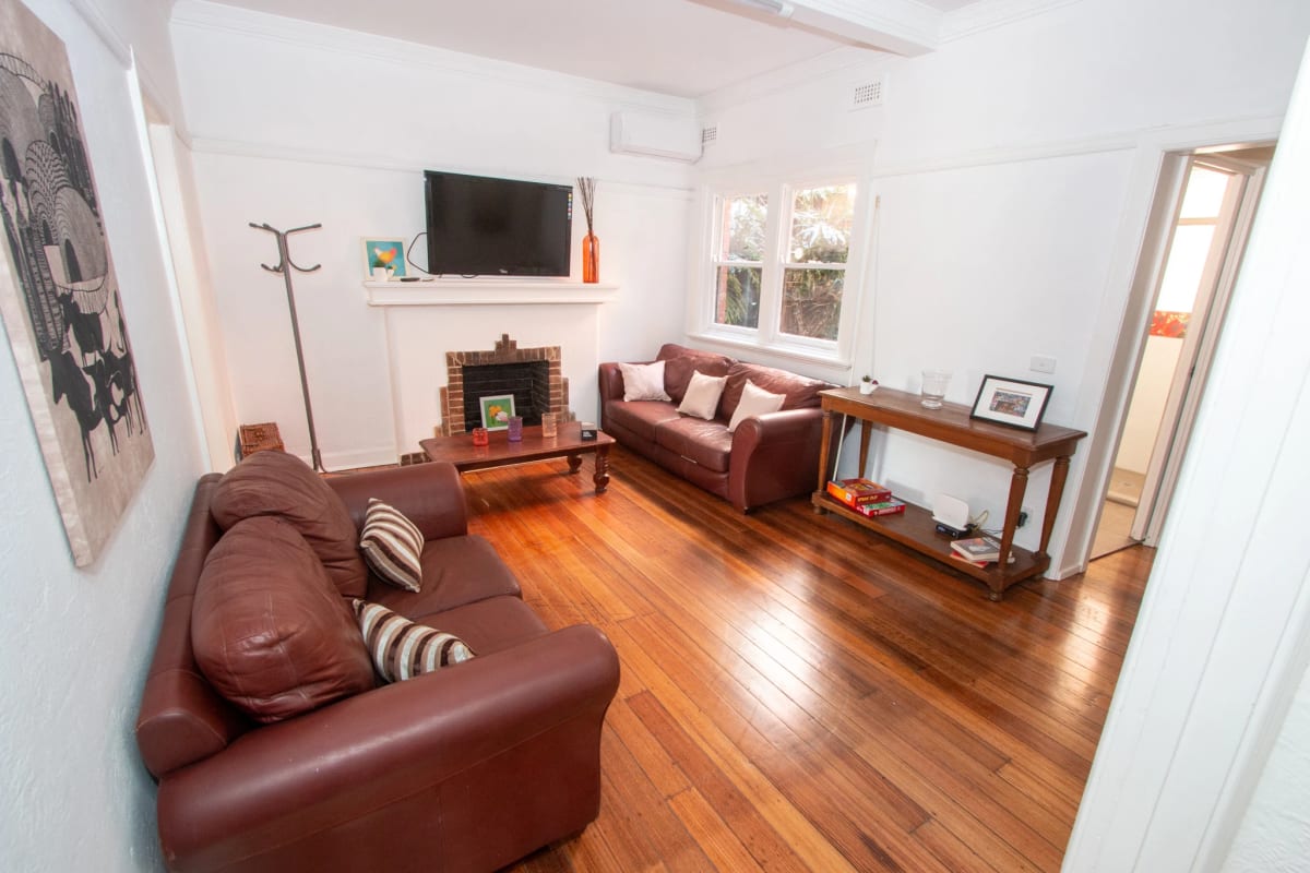 Whole Property for Rent in Saint Kilda, Melbourne