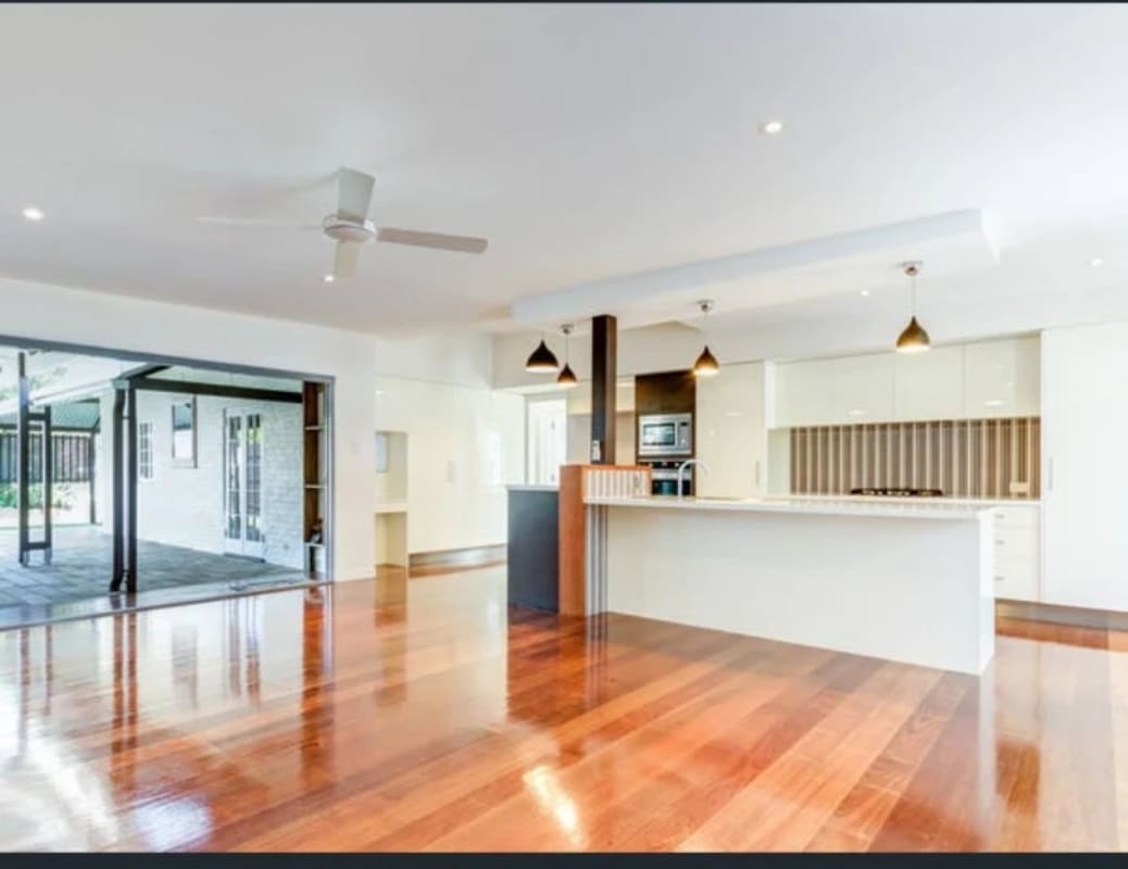 Room for Rent in Newmarket, Brisbane 190, Unfurni...