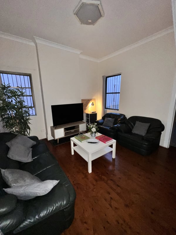 Room for Rent in Surry Hills, Sydney 300, Furnish...