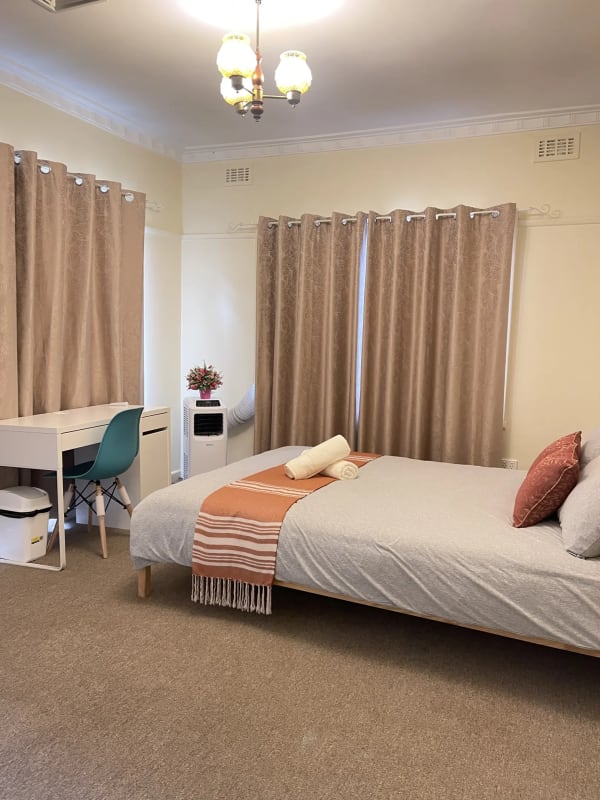5 Rooms for Rent in Werribee, Melbourne 350600,
