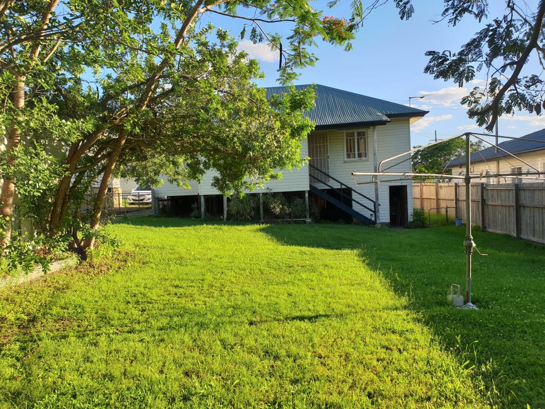 Room for Rent in Camp Hill, Brisbane 225, Flexibl...