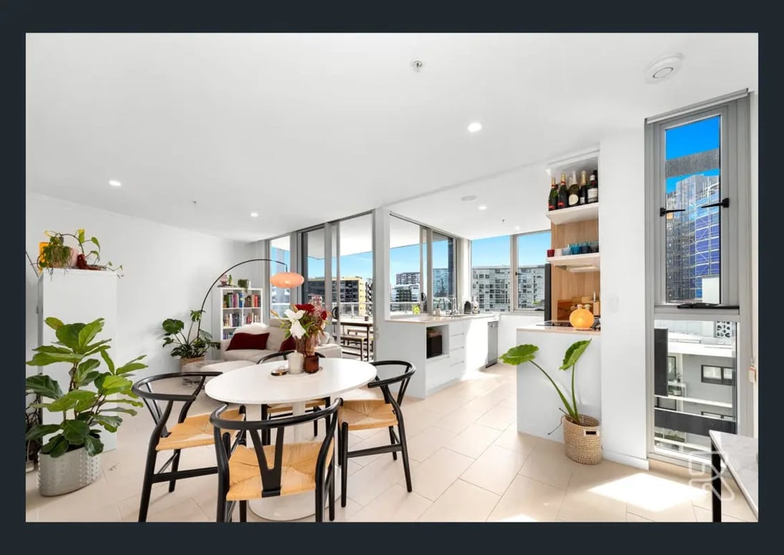 Room for Rent in Newstead, Brisbane 350, Unfurnis...