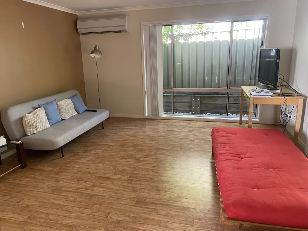 Room for Rent in Bendigo, VIC 180, Furnished, Sha...