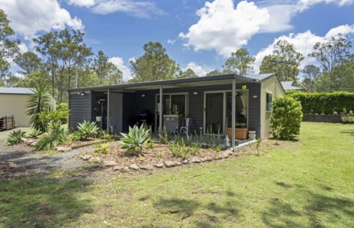 Granny Flat for Rent in Tamborine, Gold Coast 400...